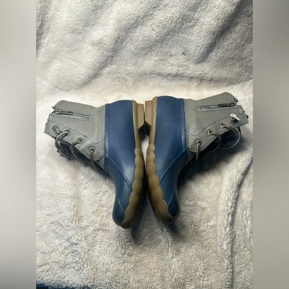 Sperry Womens Boots Size 7.5